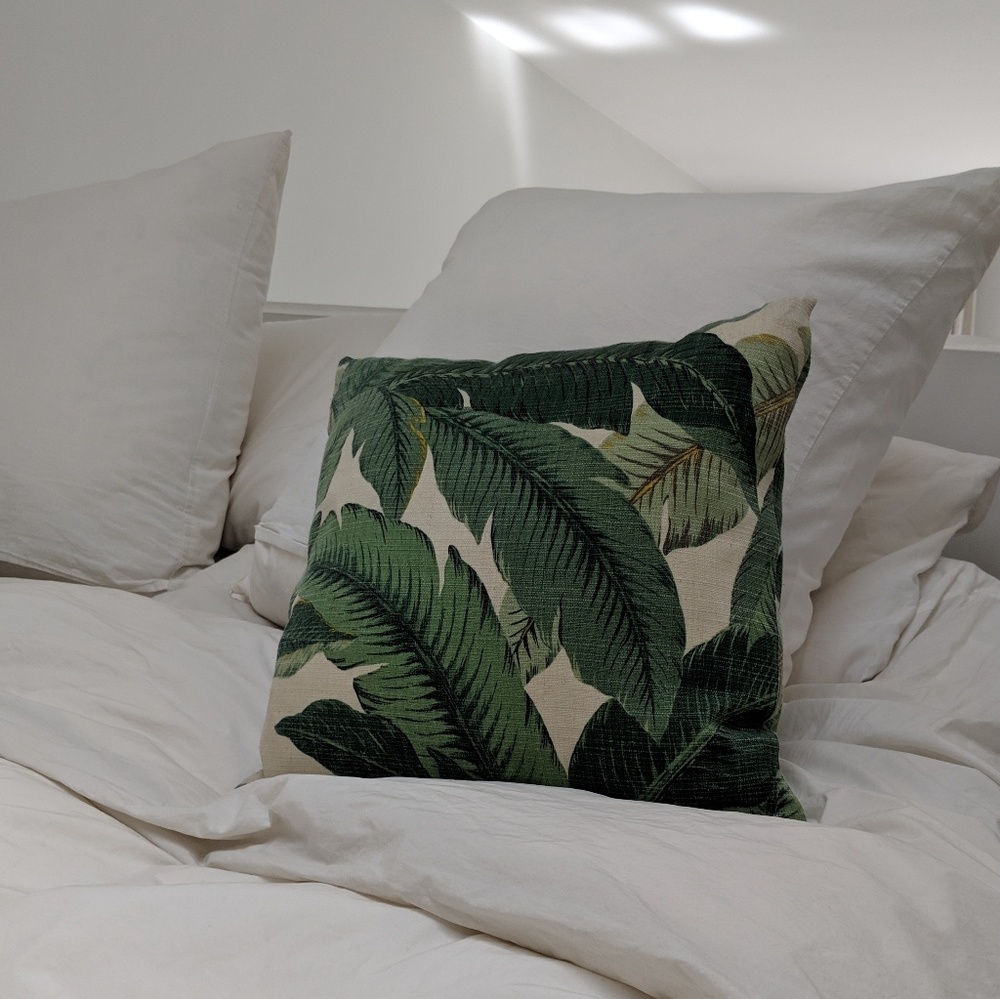 Palm Pillow